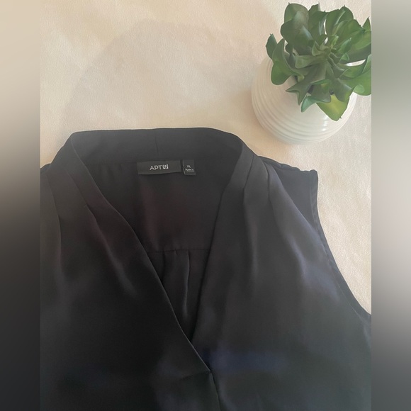 Woman’s Apt9 Summer Tank Size XL - Picture 2 of 4